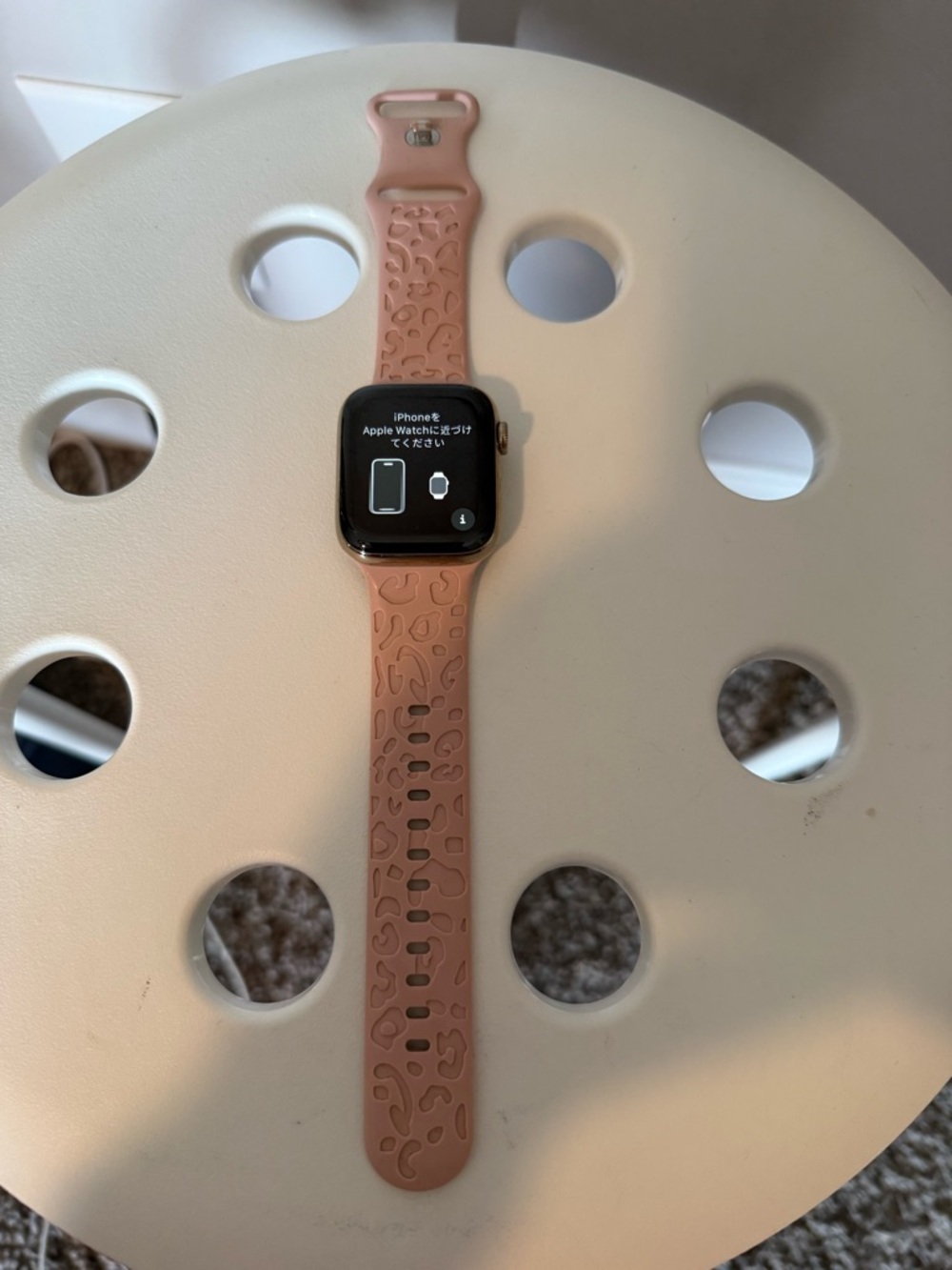 Apple Watch Series 6 - Gold Case - 44mm